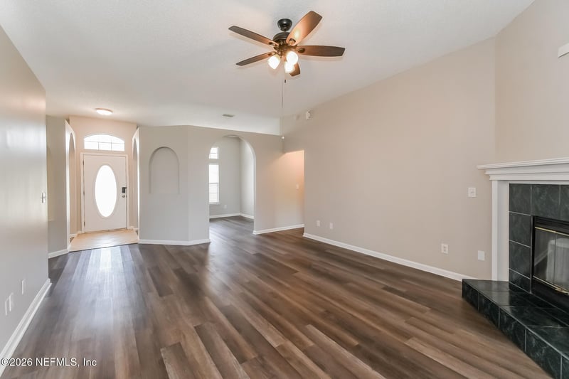 9837 Oxford Station Dr, Jacksonville, FL 32221