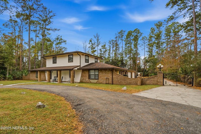 984 Eagle Bend Ct, Jacksonville, FL 32226