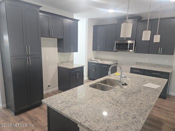 985 Noah Rd, Jacksonville, FL 32218