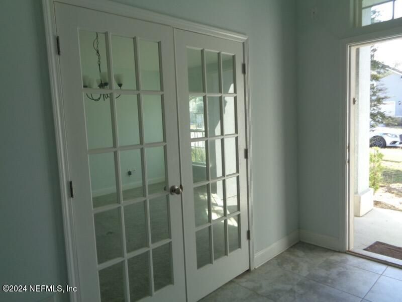 9879 Patriot Ridge Dr, Jacksonville, FL 32221