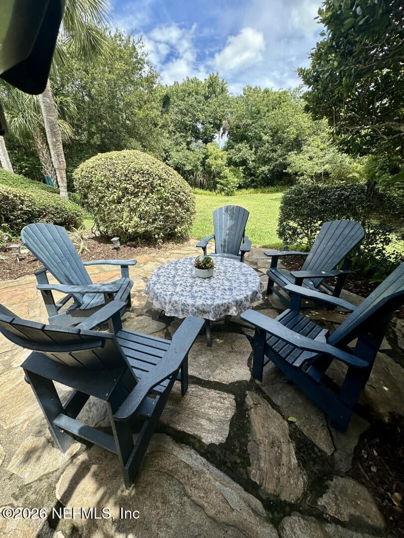 9897 Sawgrass Dr E, Ponte Vedra Beach, FL 32082