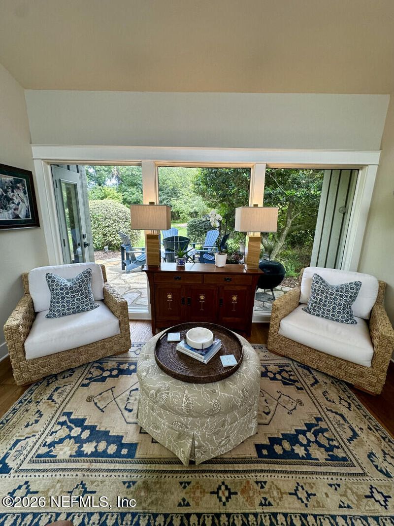 9897 Sawgrass Dr E, Ponte Vedra Beach, FL 32082