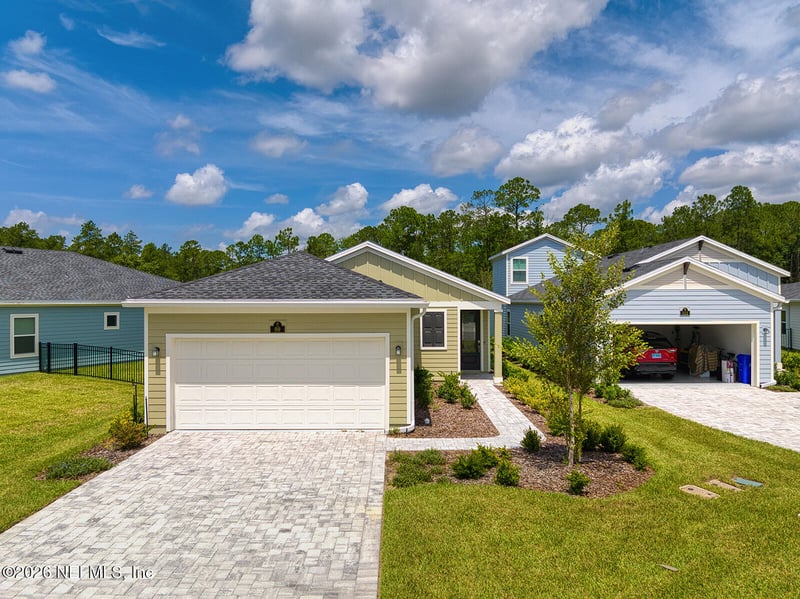 99 Round Robin, St Johns, FL 32259