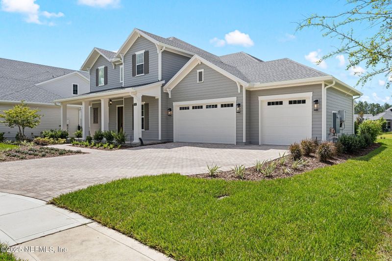 99 Sullivan Pl, St Johns, FL 32259