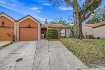 9910 Fawn Brook Dr, Jacksonville, FL 32256