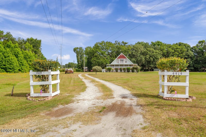9919 SW 136th St, Starke, FL 32091