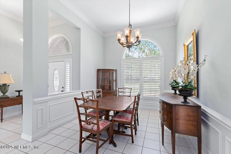 9927 Chelsea Lake Rd, Jacksonville, FL 32256