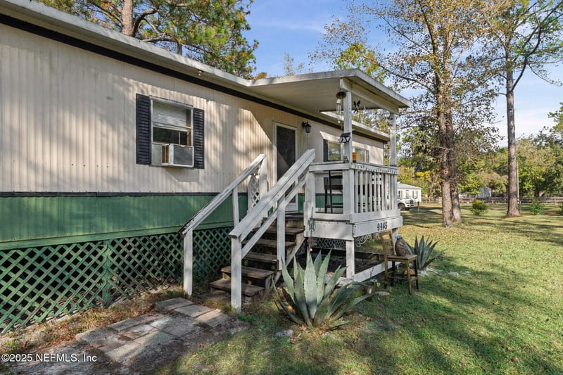 9945 Light Ave, Hastings, FL 32145