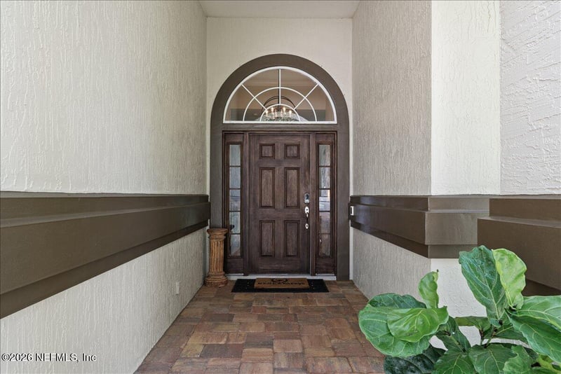 995 Garrison Dr, St Augustine, FL 32092