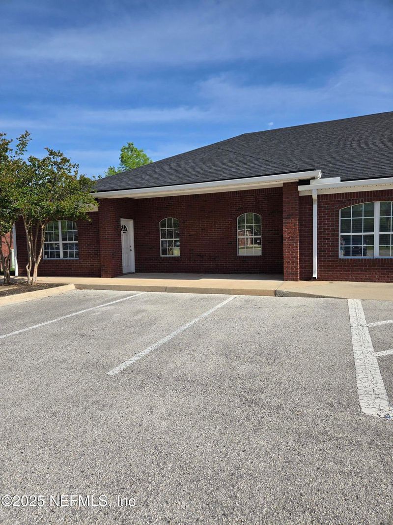 9957 Moorings Dr #201 & 202, Jacksonville, FL 32257