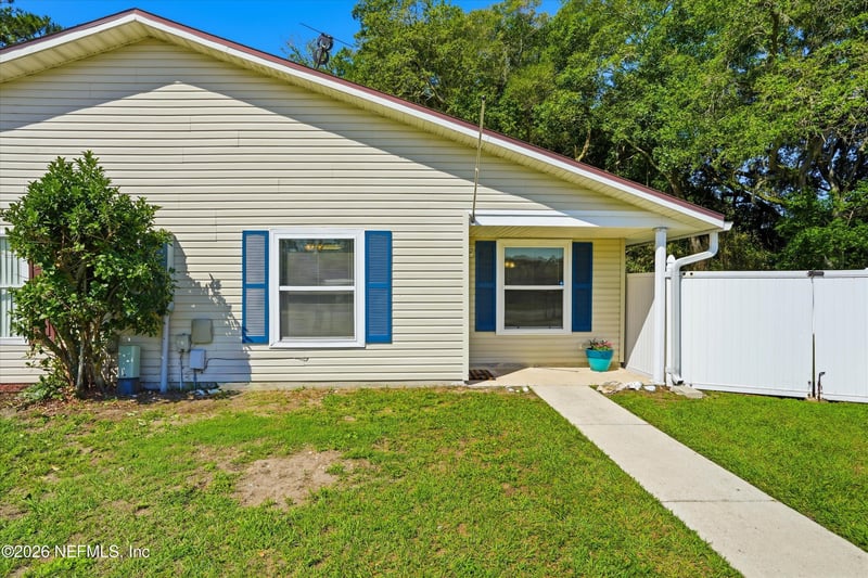 998 Cabo Blanco Ave E, Jacksonville, FL 32233