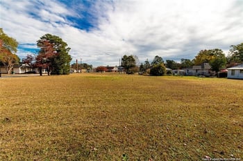 8th St, Lumberton, NC 28358