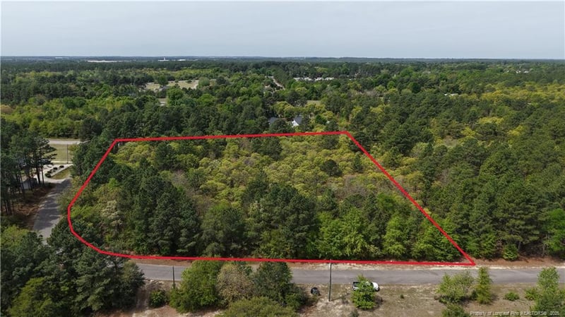 Benjamin St, Fayetteville, NC 28311