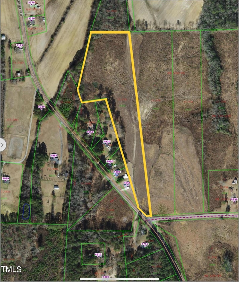 Benson Hardee Rd, Benson, NC 27504