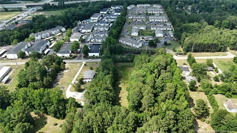Carvers Falls Rd, Fayetteville, NC 28311