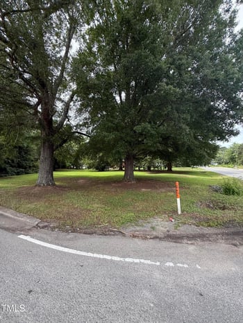 Crescent Sq, Graham, NC 27253