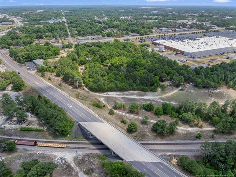 Crows Nest Dr, Fayetteville, NC 28306