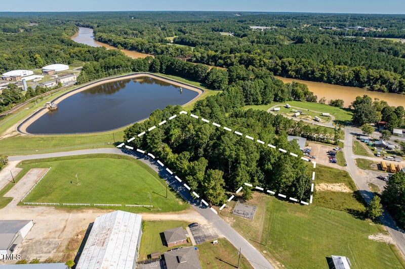 Duncan St, Lillington, NC 27546