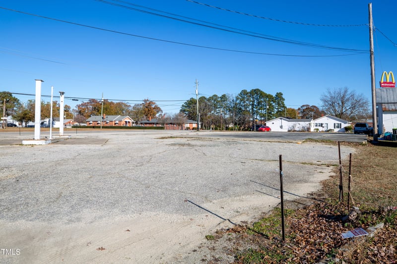 Dunn , Benson, NC 27504