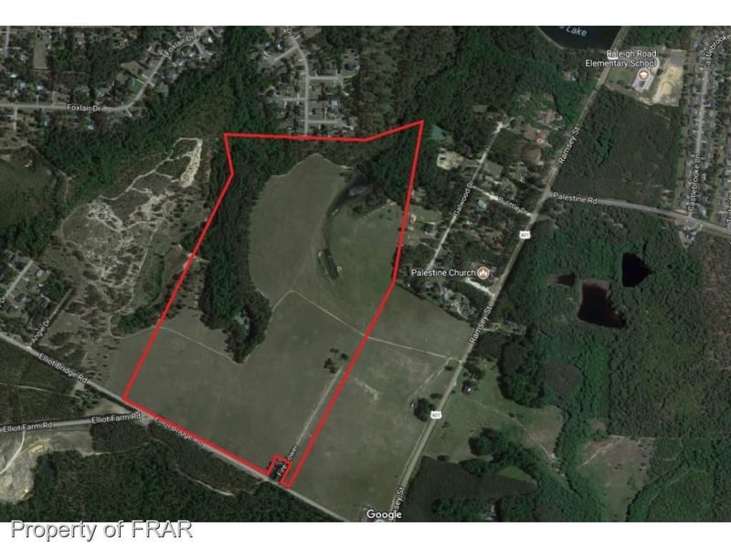 Elliot Bridge Rd, Fayetteville, NC 28356