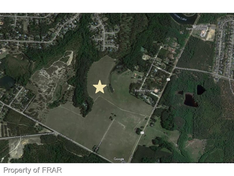 Elliot Bridge Rd, Fayetteville, NC 28356