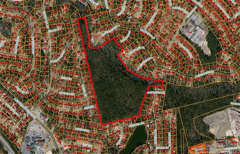 Fairfield Rd, Fayetteville, NC 28303