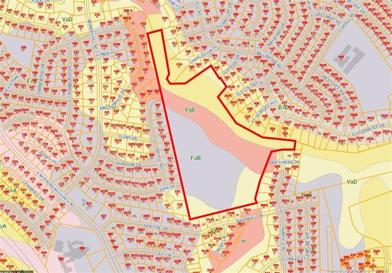 Fairfield Rd, Fayetteville, NC 28303