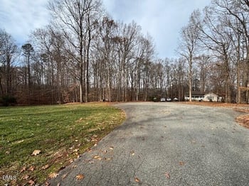 Golden Oaks Dr, Graham, NC 27253
