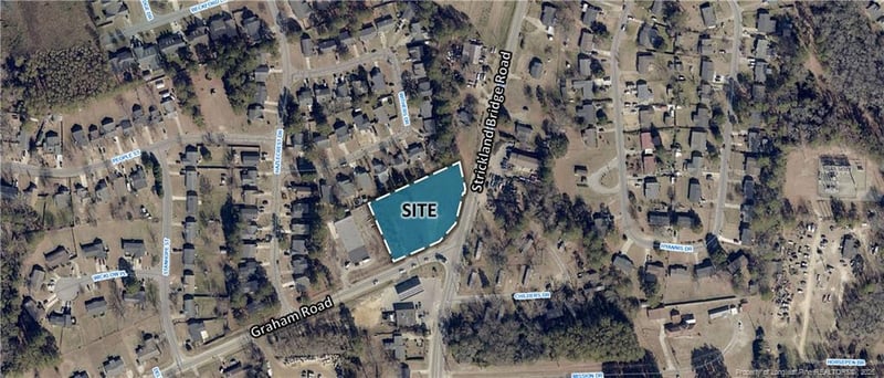 Graham Rd, Fayetteville, NC 28304