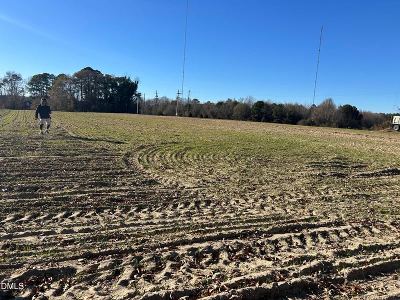 Guy Rd, Clayton, NC 27520