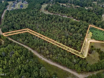 H Bullard Rd, Hope Mills, NC 28348