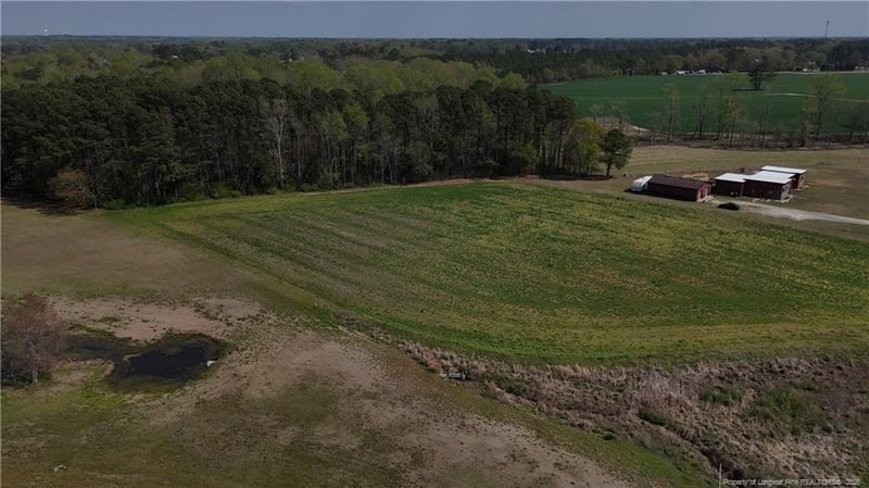 Hannah Creek Rd, Benson, NC 27504