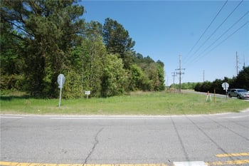 John Mcmillan Rd, Hope Mills, NC 28348