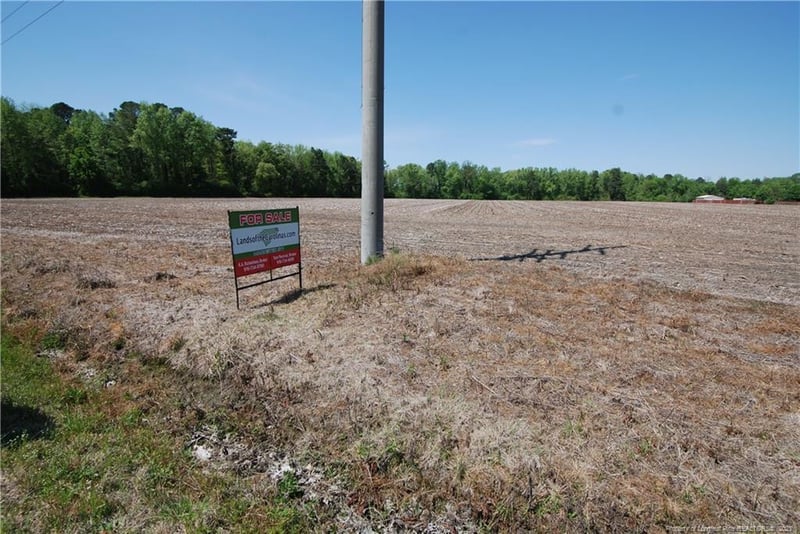 John Mcmillan Rd, Hope Mills, NC 28348