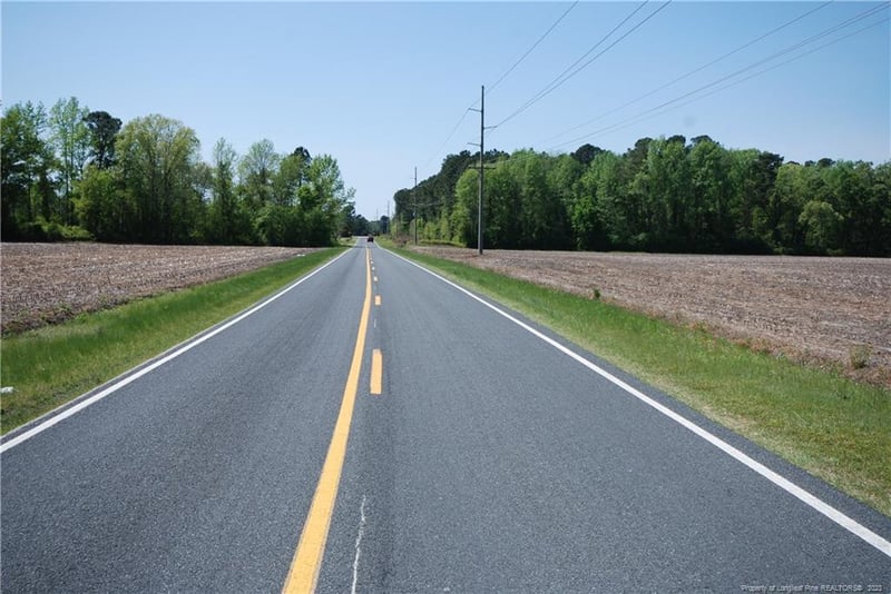 John Mcmillan Rd, Hope Mills, NC 28348