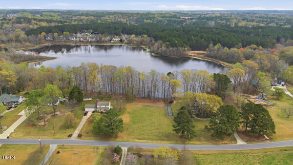 Lake Eva Marie Dr, Raleigh, NC 27603