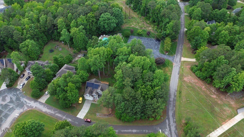Landing Dr, Sanford, NC 27330