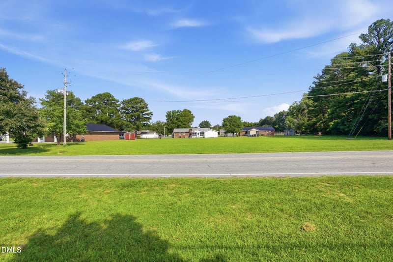 Masonic Rd, Erwin, NC 28339