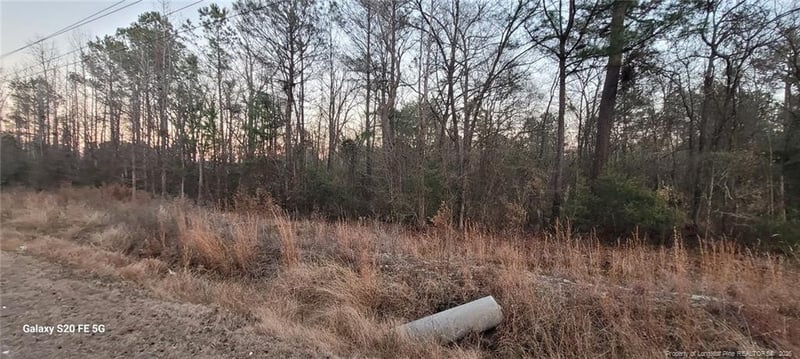 Melie Lee Rd, Fayetteville, NC 28312
