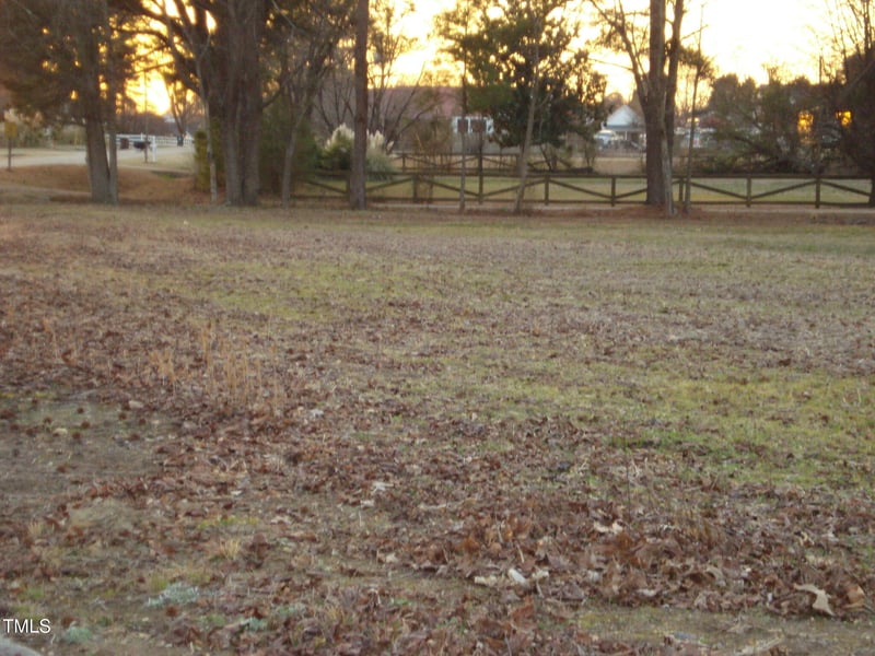 Raiford Rd, Erwin, NC 28339