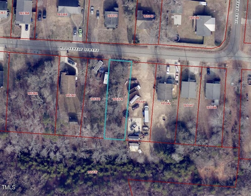 Roosevelt St, Mebane, NC 27302