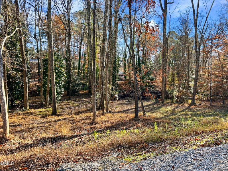 Sutphin Dr, Sanford, NC 27330