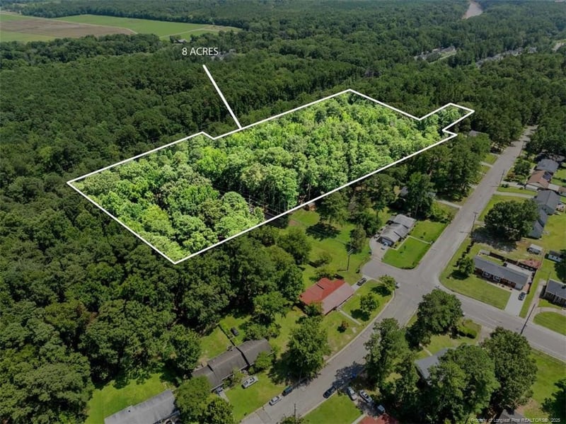 Tokay Dr, Fayetteville, NC 28301
