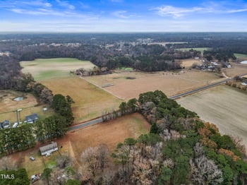 Two Claude Rd, Willow Springs, NC 27592