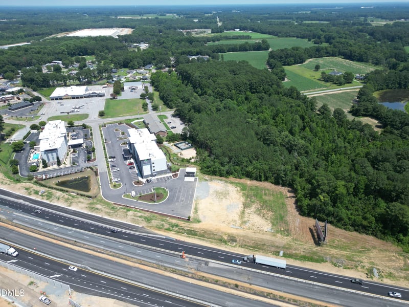 Walton Dr, Benson, NC 27504