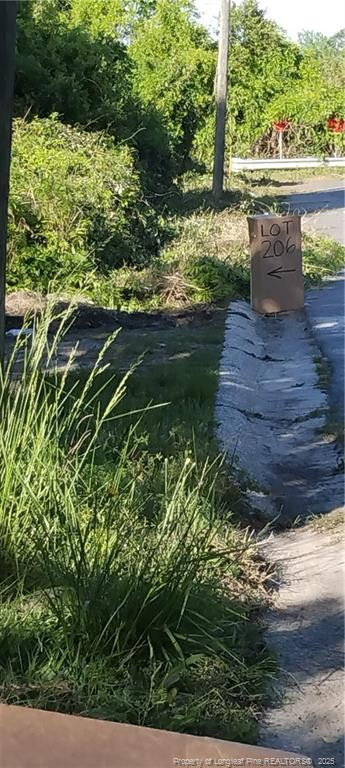 Weiss Ave, Fayetteville, NC 28305