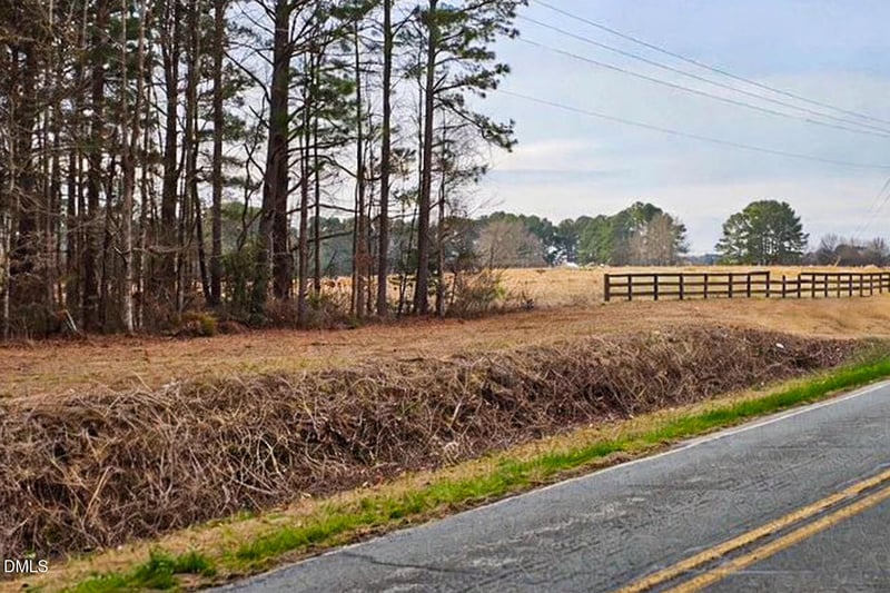 000 Lassiter Pond Rd, Four Oaks, NC 27524
