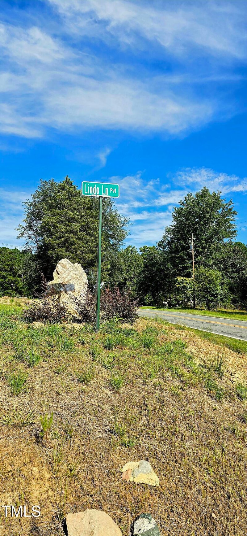 000 Lindo Ln, Chapel Hill, NC 27516