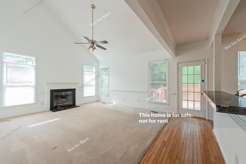 1 Bluffside Ct, Durham, NC 27712