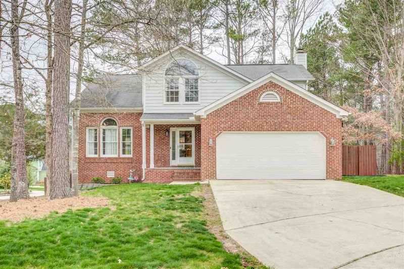 1 Bonham Ct, Durham, NC 27703